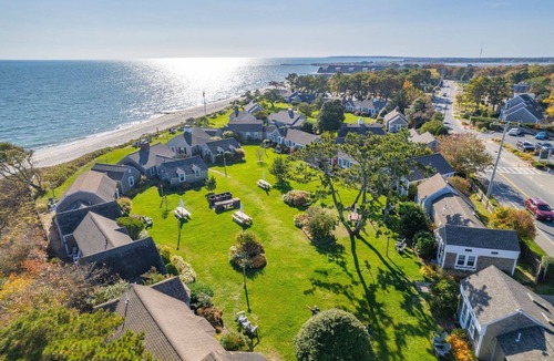 South Yarmouth Cottage | Flip Flops - Where Cape Dreams Meet the Sea