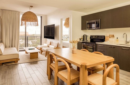 Riverwalk Fort Lauderdale Hotel | Flow Hotel Fort Lauderdale