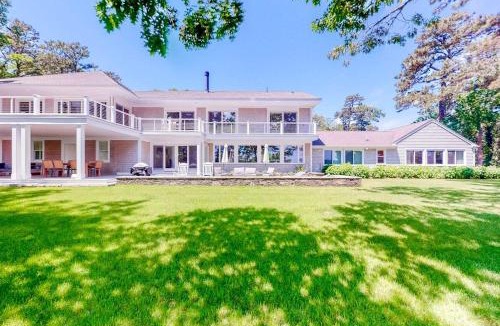 Yarmouth Port House | Follins Estate