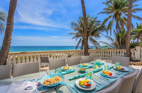 Lauderdale Beach House | FORMULA 1 FT LAUDERDALE DIRECT OCEANFRONT BCH HOUSE - DISCOUNTED