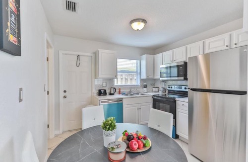 River Oaks House | Fort Lauderdale Family Bestseller