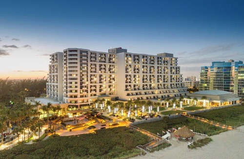 Barrier Island Resort | Fort Lauderdale Marriott Harbor Beach Resort & Spa