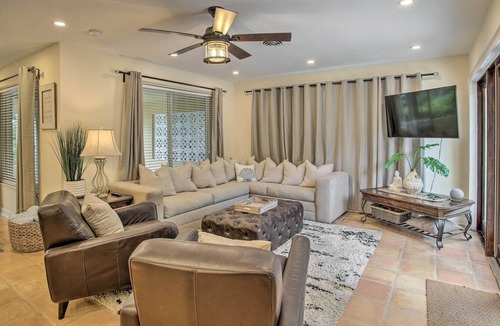 Imperial Point House | Fort Lauderdale Home w/ Pool < 3 Mi to Beach!