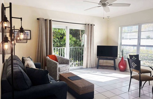 Central Beach Condo | Fort Lauderdale Yacht & Beach Club 316