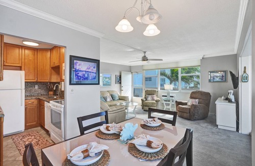 Central Beach Condo | Fort Lauderdale Waterfront Condo | Pool + Marina Views