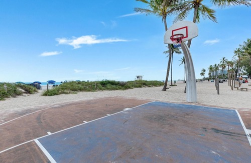 Croissant Park Condo | Fort Lauderdale Studio w/Outdoor Area