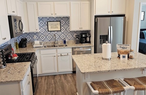 Millville House | FRB Rentals welcomes you to our home away from home! Bethany entire town home in beach resort like community, community pool, families - DOG Friendly!