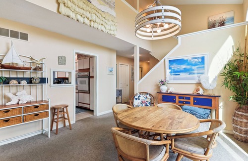 Bethany Beach House | FREE ACTIVITIES INCLUDED! Great vacation home is just perfect for family get-togethers! Spacious floor plan offers 8 bedrooms with 6 full baths