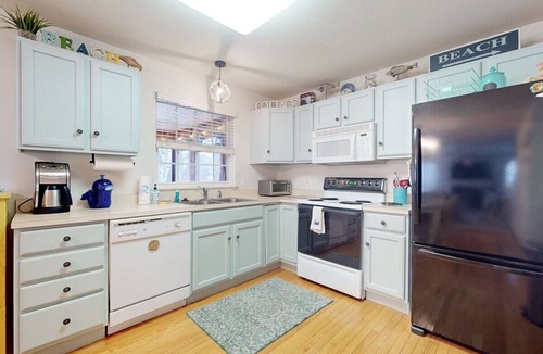 Ocean View House | Free Daily Activities, Bikes,Grill, Pool&Tennis, BHChairs, 5 MINUTES from Beach!