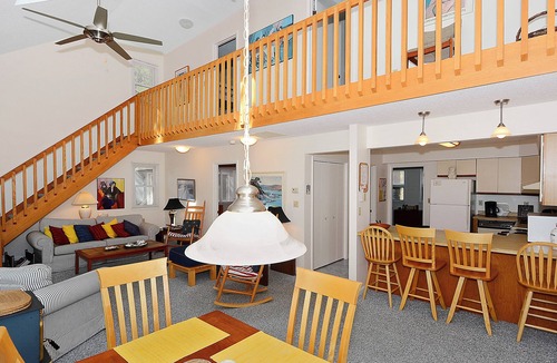 Sandpiper Pines House | Free Golf at Bear Trap Dunes and MORE! Bright and cheery house only a short walk to the beach! Some features include 3 bedrooms plus den, 2 baths