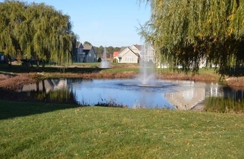 Ocean View House | FREE LOCAL ACTIVITIES INCLUDED! Spacious & comfortable 3 bedroom plus loft, 2.5 bath lake front carriage house offers 2600 square feet of cozy elegance!