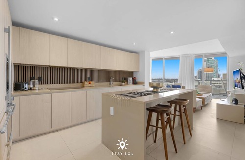 Hollywood South Central Beach Apartment | Free Parking Seabreeze 1BR Ocean View Balcony