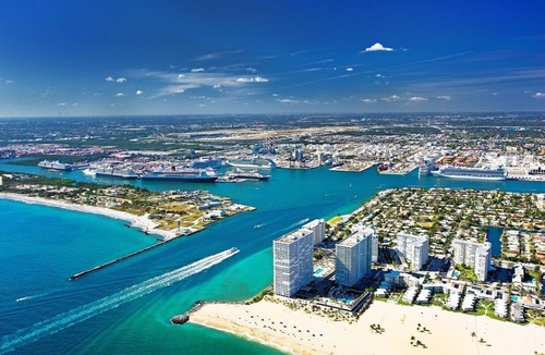 Plantation Apartment | Friend Reunion. Close to Airport, Near downtown Ft. Lauderdale & Entertainment