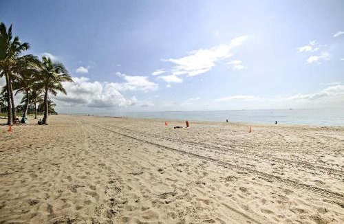 Nurmi Isles Apartment | Ft Lauderdale Apt w/Pool - 1 Mi to Beach Access!