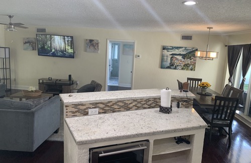 Middle River Terrace House | Ft Lauderdale getaway HEATED POOL sleeps 6-8