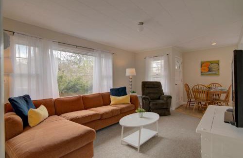 North Eastham House | Fully fenced yard and minutes to bayside beaches