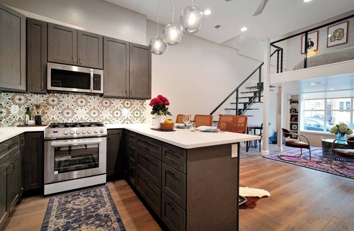 Stanton Park Apartment | Fully furnished corporate loft on Capitol Hill