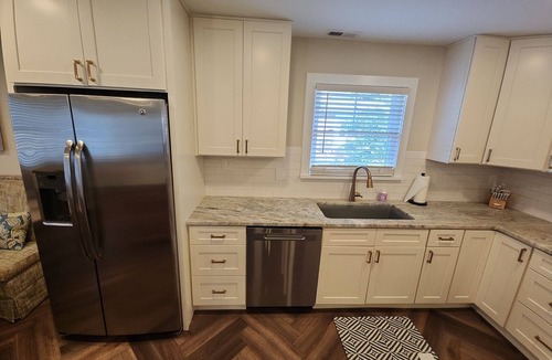 Mechanicsville House | Fully renovated warm & bright 3-bedroom home in wonderful Mechanicsville.