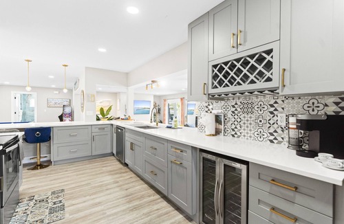 Fort Lauderdale House | FUN in the SUN Pool House! BNR Vacation Rentals