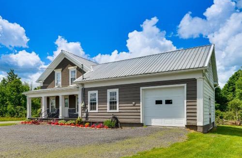 North Bangor House | Fun w/Family! 'Country Getaway' in North Bangor