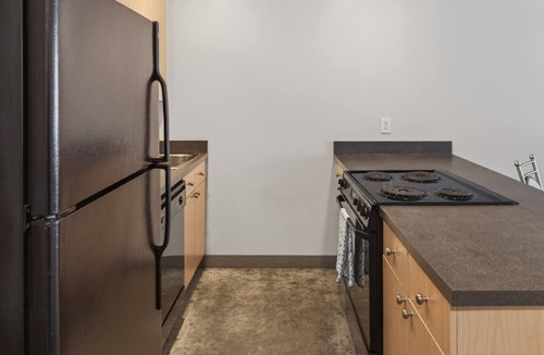 Short North Condo | Funky 1BR Studio w/Parking | Heart of Short North