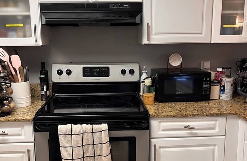 Davie Apartment | Furnished Fort Lauderdale studio w/Wi-Fi, W/D, pool, gym & unlimited parking