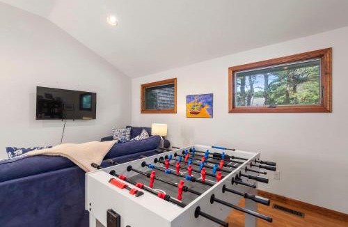 Campground Landing House | Game Room Central AC Short Drive to Beaches