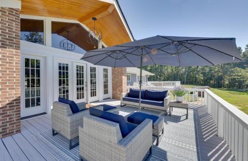 Louisburg House | Game Room & Fire Pit! Luxe Louisburg Farmhouse
