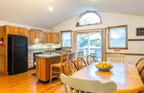 Northwest Harwich House | #Game Room, Wi-Fi, Bikes, Beach Supplies, Quiet Street, Central ACHeat