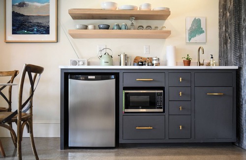 Kittery Apartment | Garden-Level Studio for 2 on the Harbor in Kittery, Maine!