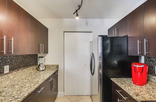 Aventura Condo | Gated Resort Condo By Hard Rock & Aventura Mall!