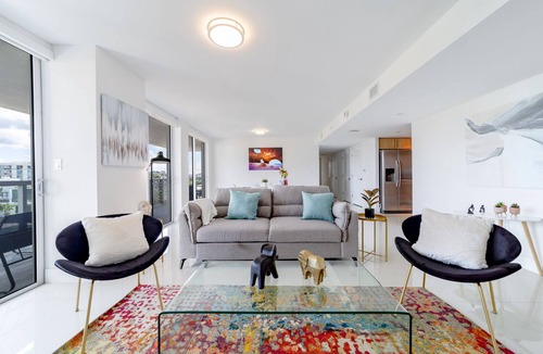 Bay Harbor Islands Apartment | Gateway 2BR, 2.5BA Apartment | Bay Harbor Islands Rooftop Pool & Family-Friend