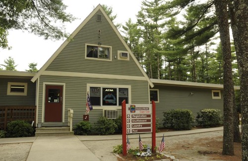 Rochester Resort | Gateway to Cape Cod Vacation Cottage 2