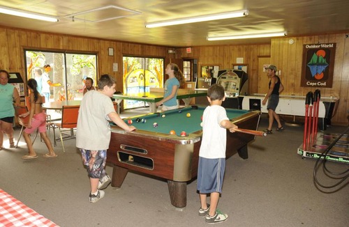 Rochester Resort | Gateway to Cape Cod Vacation Cottage 3