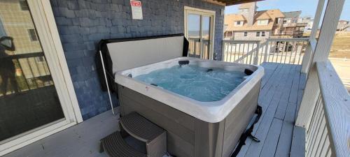 Rodanthe House | Genesis On The Water - Semi-Oceanfront - Hot Tub - Pool