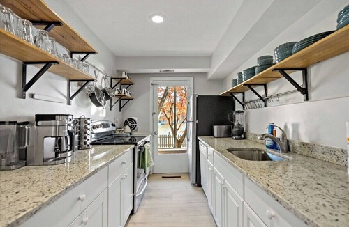 Georgetown Bed & Breakfast | Georgetown 6BR | Waterfront, 3 Balconies