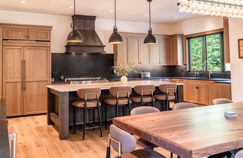 Whitefish House | Glacier Lodge | Sleeps 18 | Luxury Retreat on Whitefish Mountain
