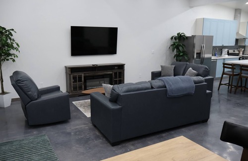 Martin City Apartment | Glacier Luxury Retreat/Montana Sky Apartment 2