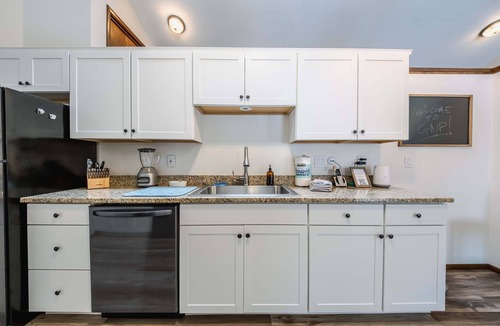 West Glacier Condo | Glacier Park Golf Getaway - Close to Park! Views!