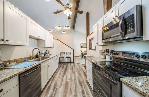 West Glacier Condo | Glacier Park Golf Getaway - Close to Park! Views!