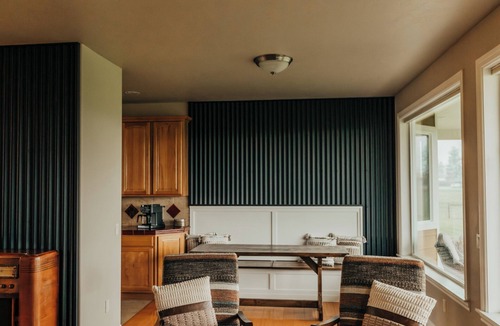 Evergreen House | Glacier View Haven - Sleeps 10 - Near Glacier National Park - Family Friendly