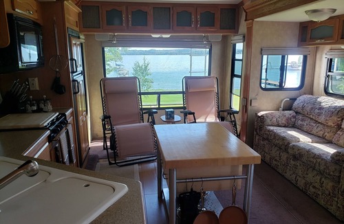 Rocky Point House | Glamp In Pickleball and Efoiling Paradise on Flathead Lake