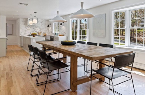 Cummaquid House | Glistening Cummaquid Pool House: 334-Ba