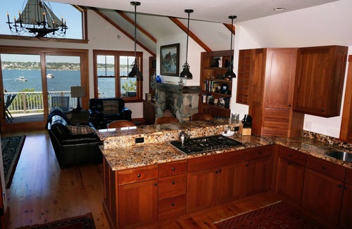 Lagoon Heights House | Glorious Sunsets and Fun on Private Waterfront in Beautiful, Comfortable Home.