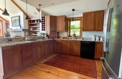 Lagoon Heights House | Glorious Sunsets and Fun on Private Waterfront in Beautiful, Comfortable Home.