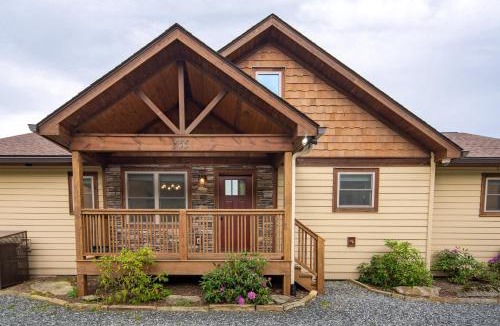 Blowing Rock House | Golden Hours
