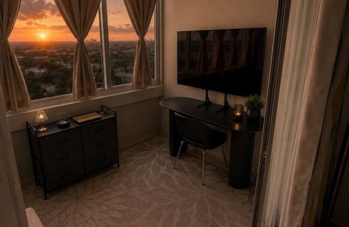 Galt Mile Apartment | ~Golden Sands~Steps to Beach! Pool+Bar Included!