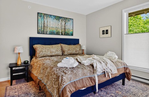 Nellysford Apartment | Golf Access Summer - Escape Wintergreen Resort - 3BR3BA, Pets OK & Sleeps 12