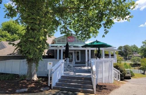 Kingsmill Condo | Golf Course Studio - Kingsmill, Minutes to Busch Gardens & Colonial Williamsburg