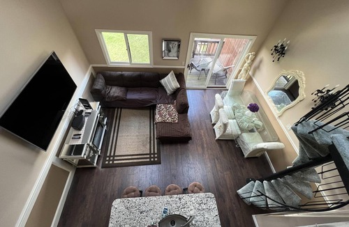Vernon Condo | Golf Front | Mountain Views | Updated | Modern